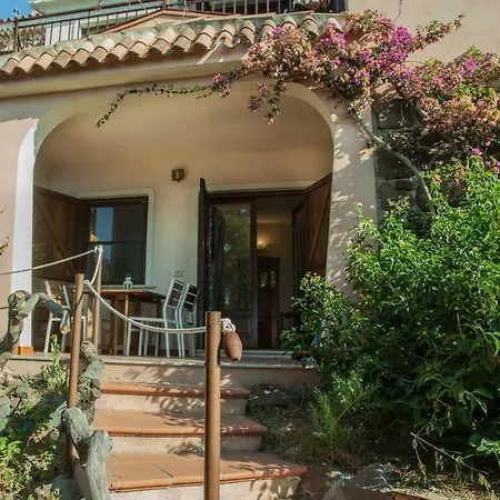 Costa Est Apartments Cala Liberotto Extérieur photo