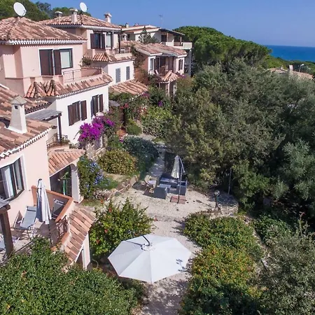 Costa Est Apartments Cala Liberotto Extérieur photo